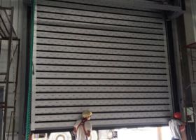 遼寧硬質(zhì)快速門在車間廠房當(dāng)中好用嗎？-廣州奇翔