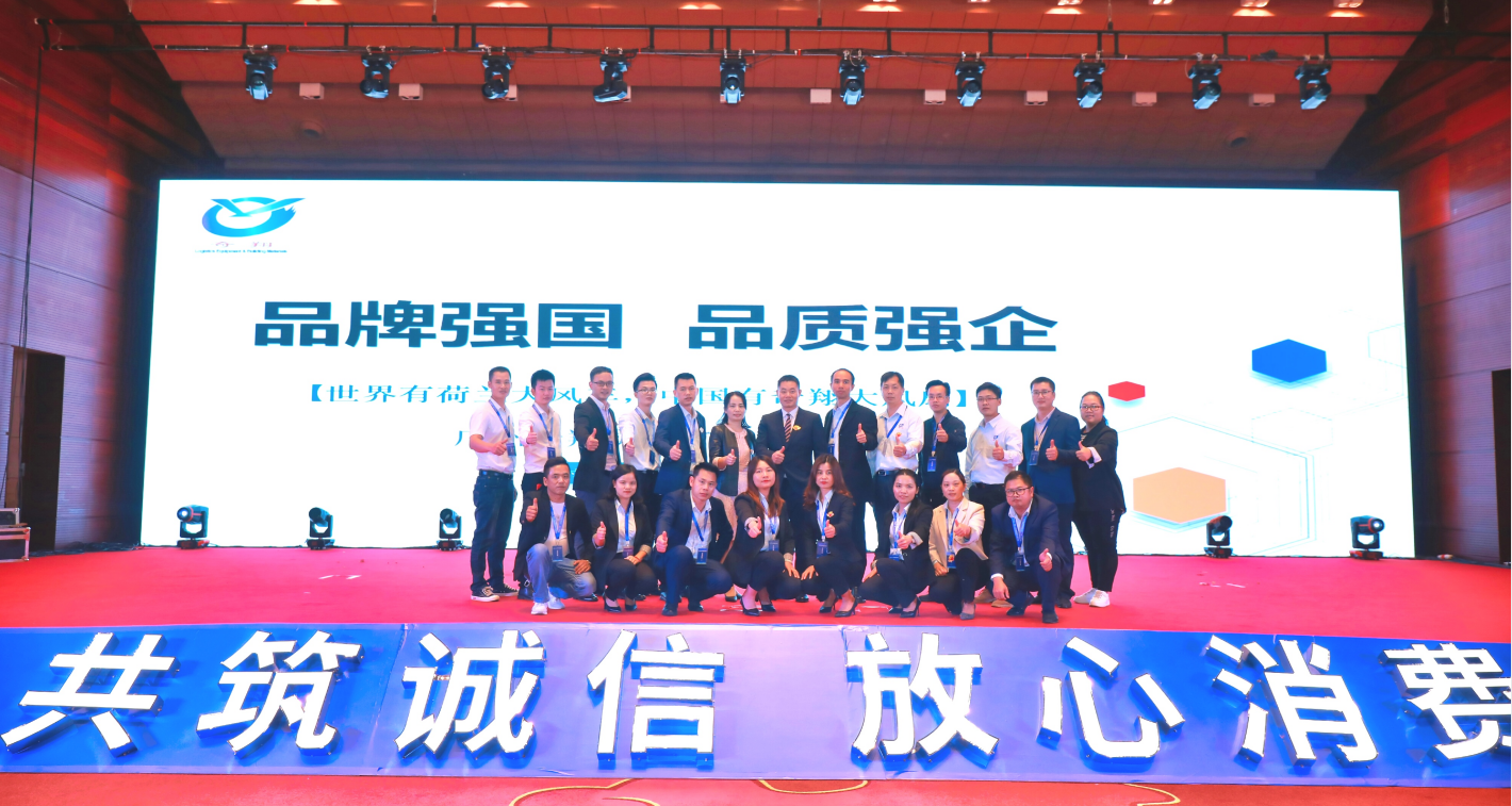 廣州工業(yè)提升門(mén)廠家 廣州工業(yè)提升門(mén)廠家